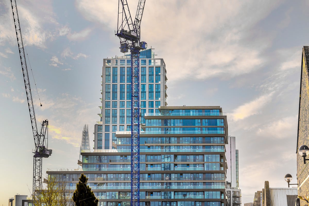 London Dock Blocks Development - Decking by MyDek